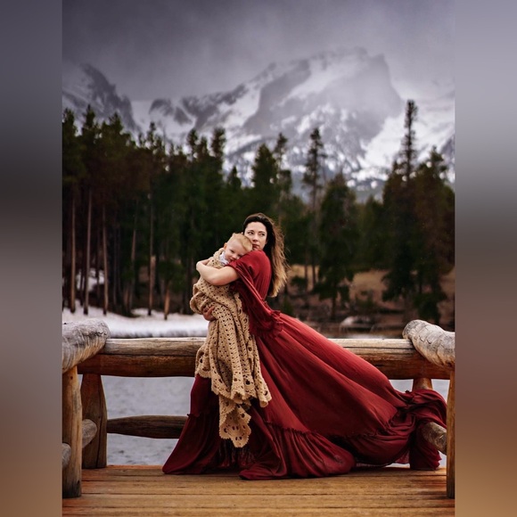 Meet your Posher, Kayla. - Picture 1 of 1